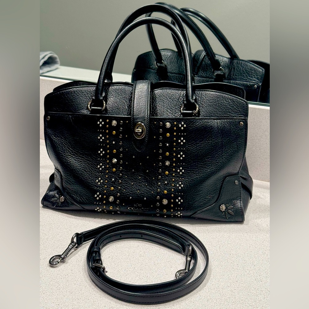 Coach Mercer 30 Bandana Rivets
Satchel Purse Black Grain Leather